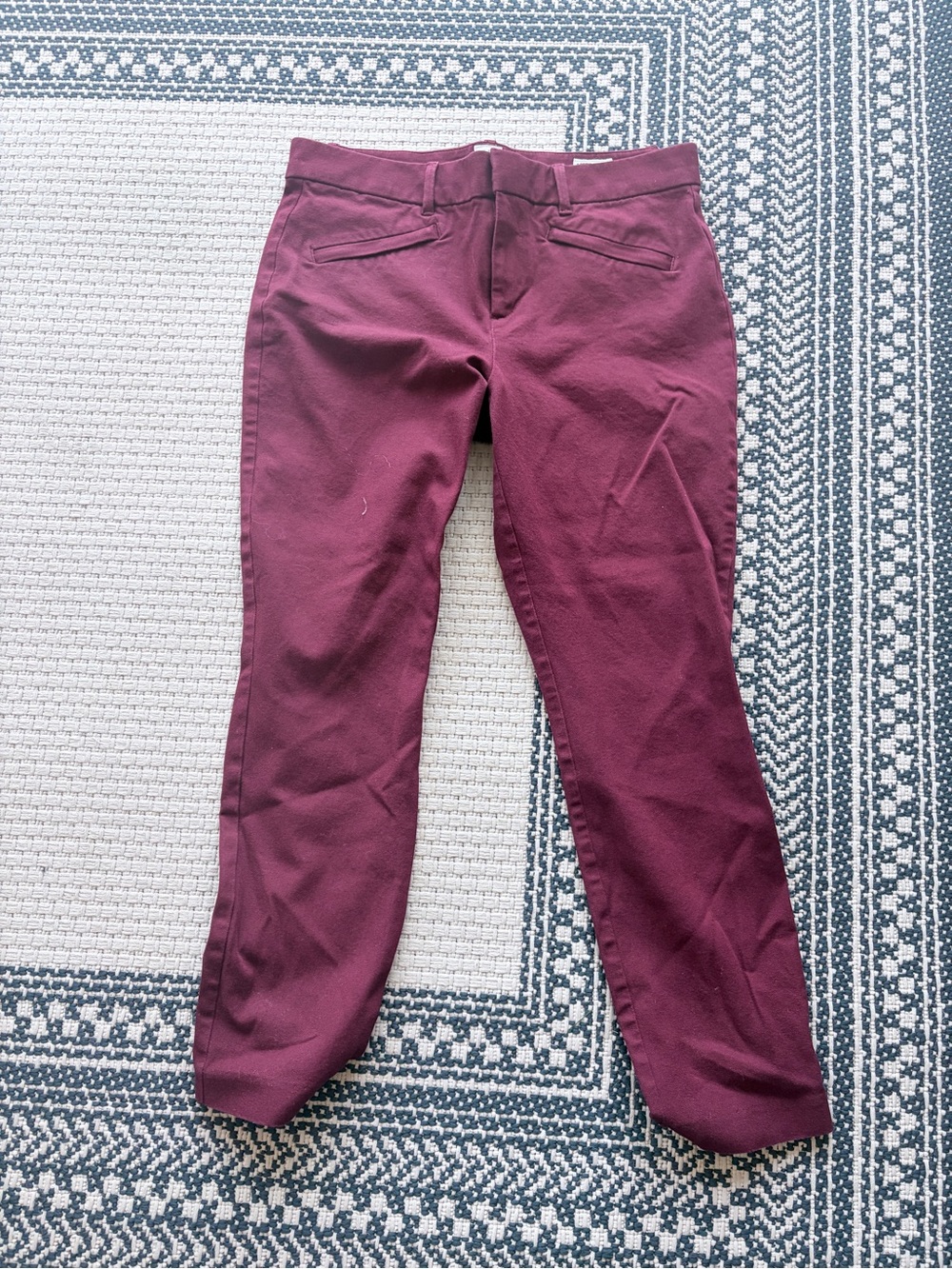 GAP Women's Burgundy Skinny Pants